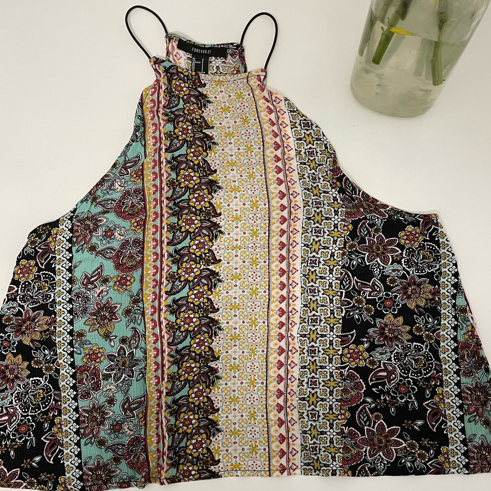 Forever XXI women’ s flowy tank too